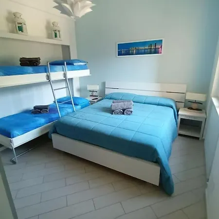 Con Stupenda Vista Mare Zona Bristol Apartment *